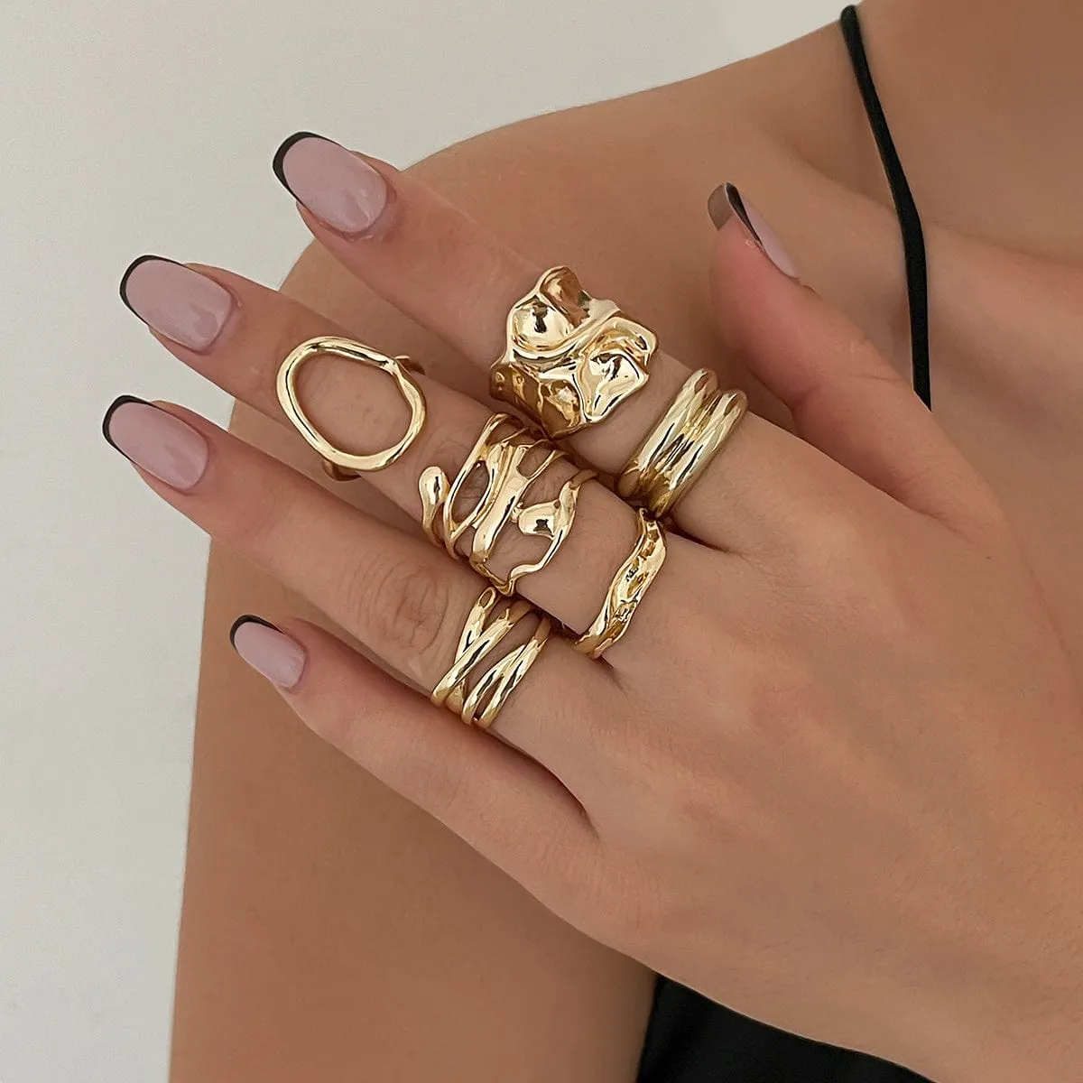 6 Pcs Geometric Pleated Hollow Pattern Stackable Ring Set