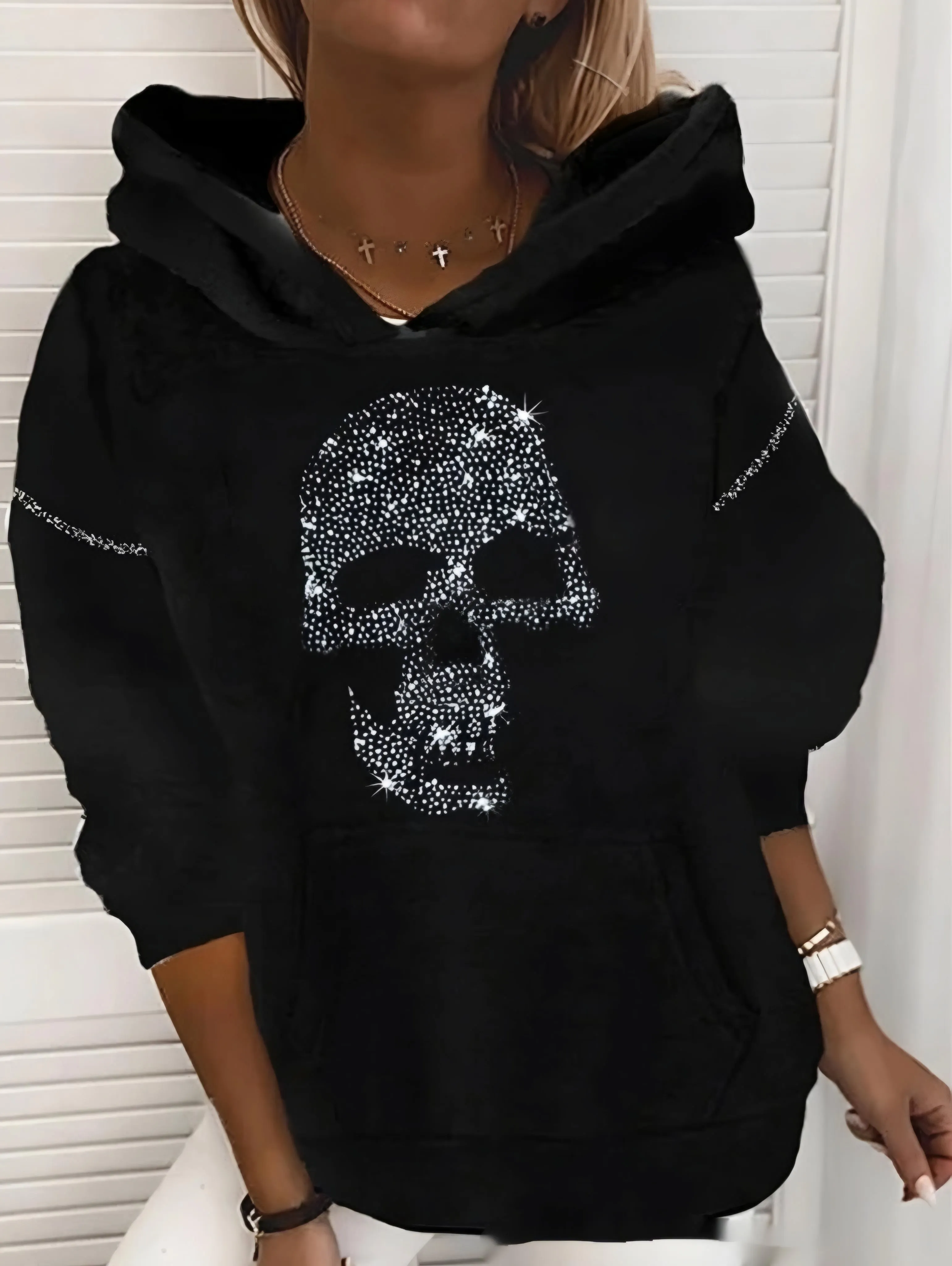 Black and Silver Sequin Skull Slimming Round Neck Pullover Hoodie