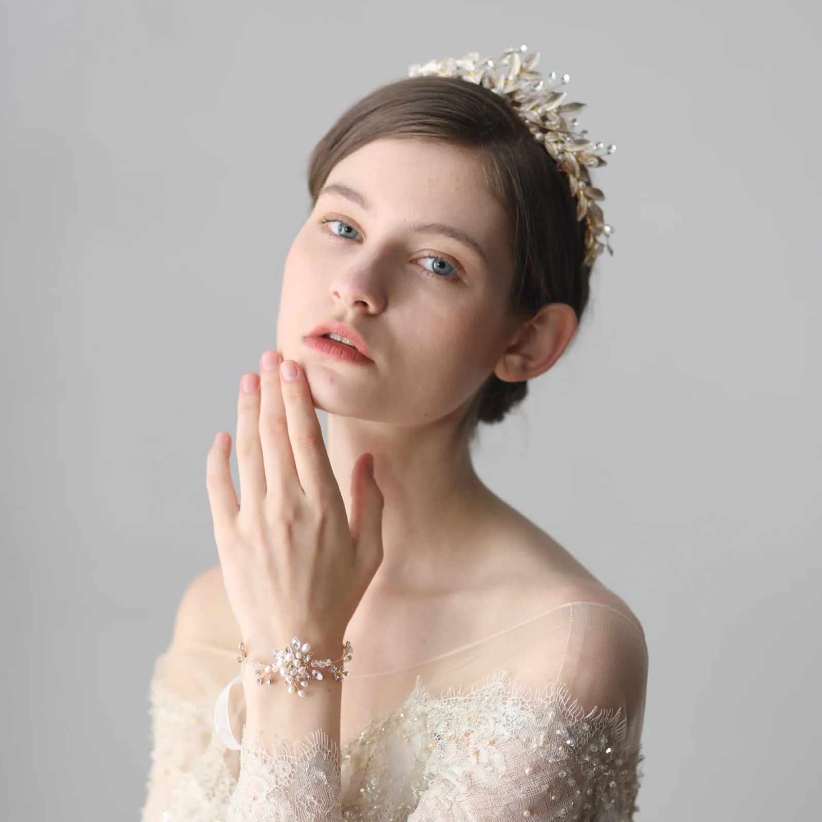 Bridal Pearl Flower Bracelet Crystals Trendy Vintage Simple Wedding Bridesmaid Jewelry