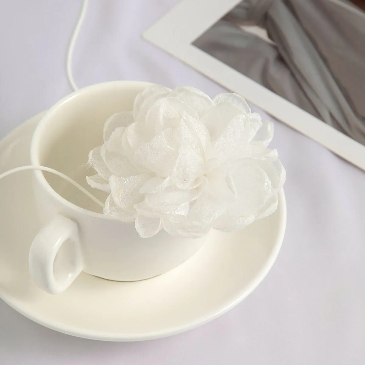 Chic Black White Flower Wax Cord String Choker Necklace