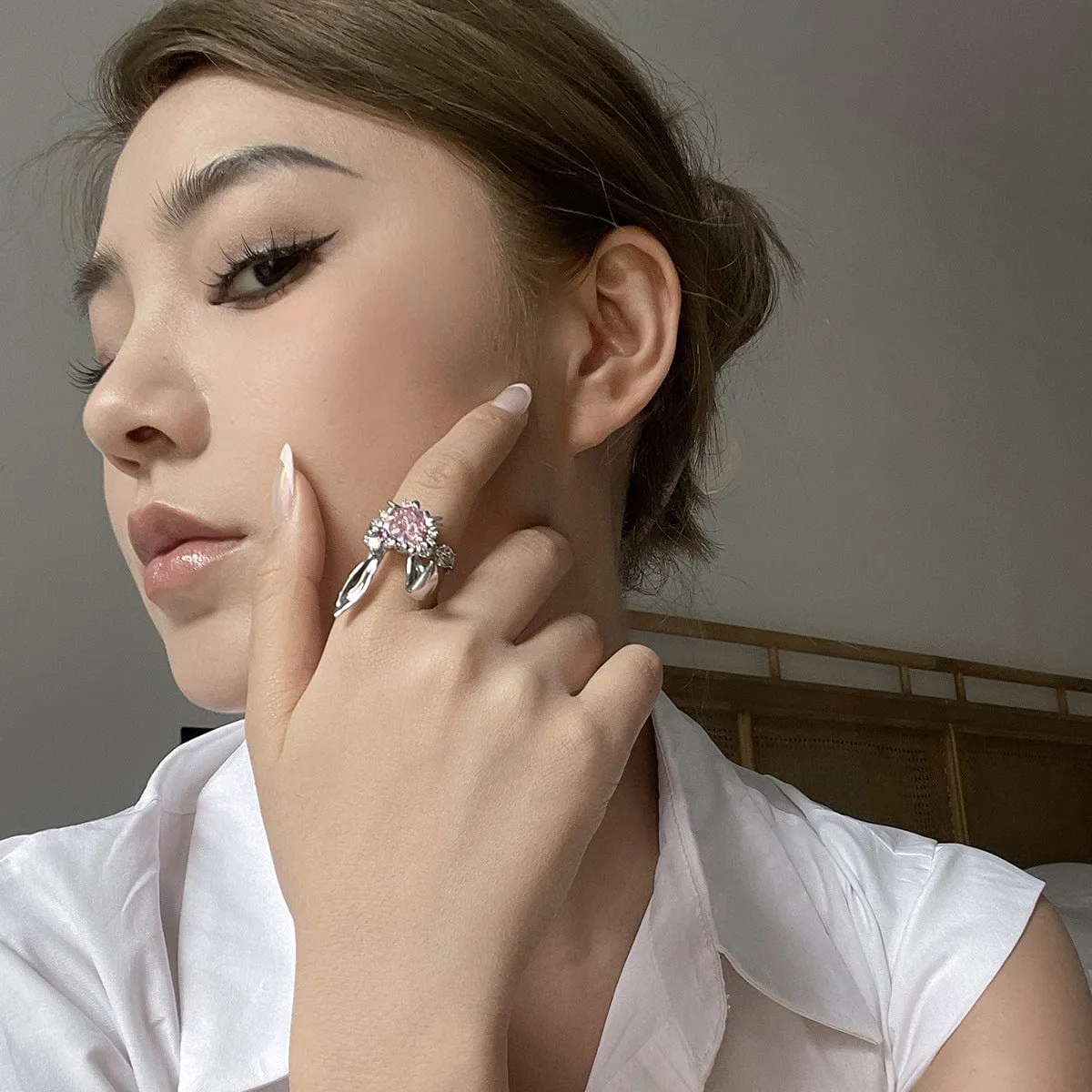 Chic CZ Inlaid Crystal Bunny Heart Ring