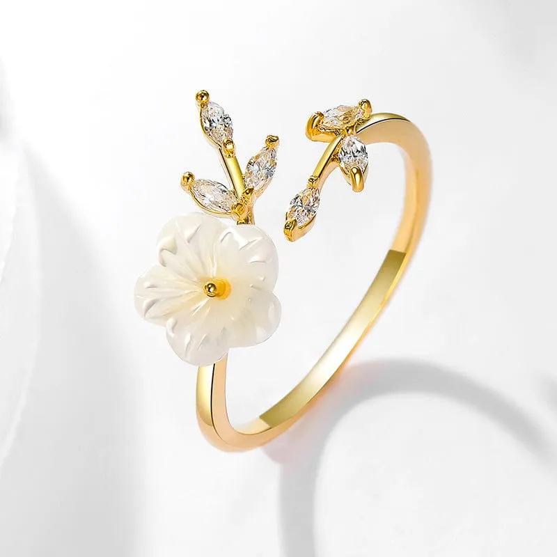 Chic CZ Inlaid Natural Pearl Shell Flower Ring