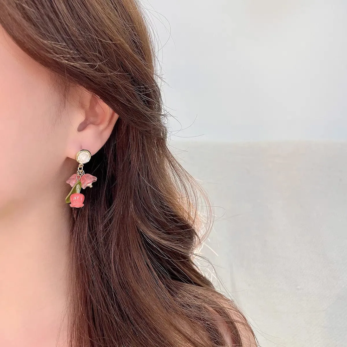 Chic Dangling Rose Earrings