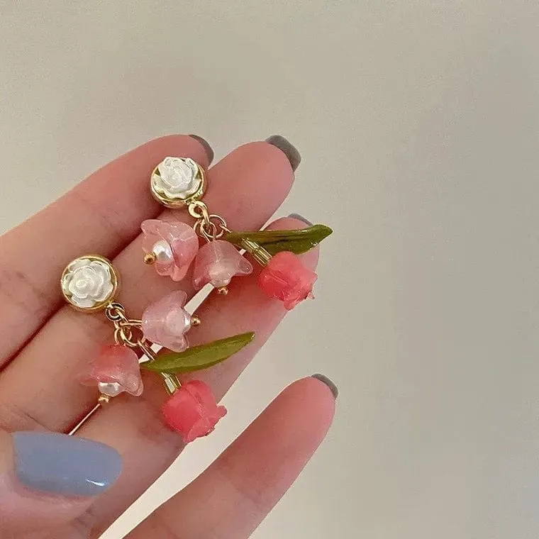 Chic Dangling Rose Earrings