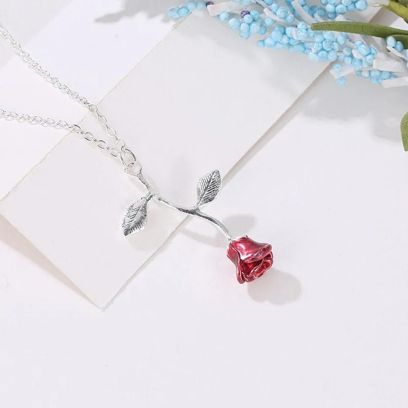 Chic Enamel Rose Pendant Necklace