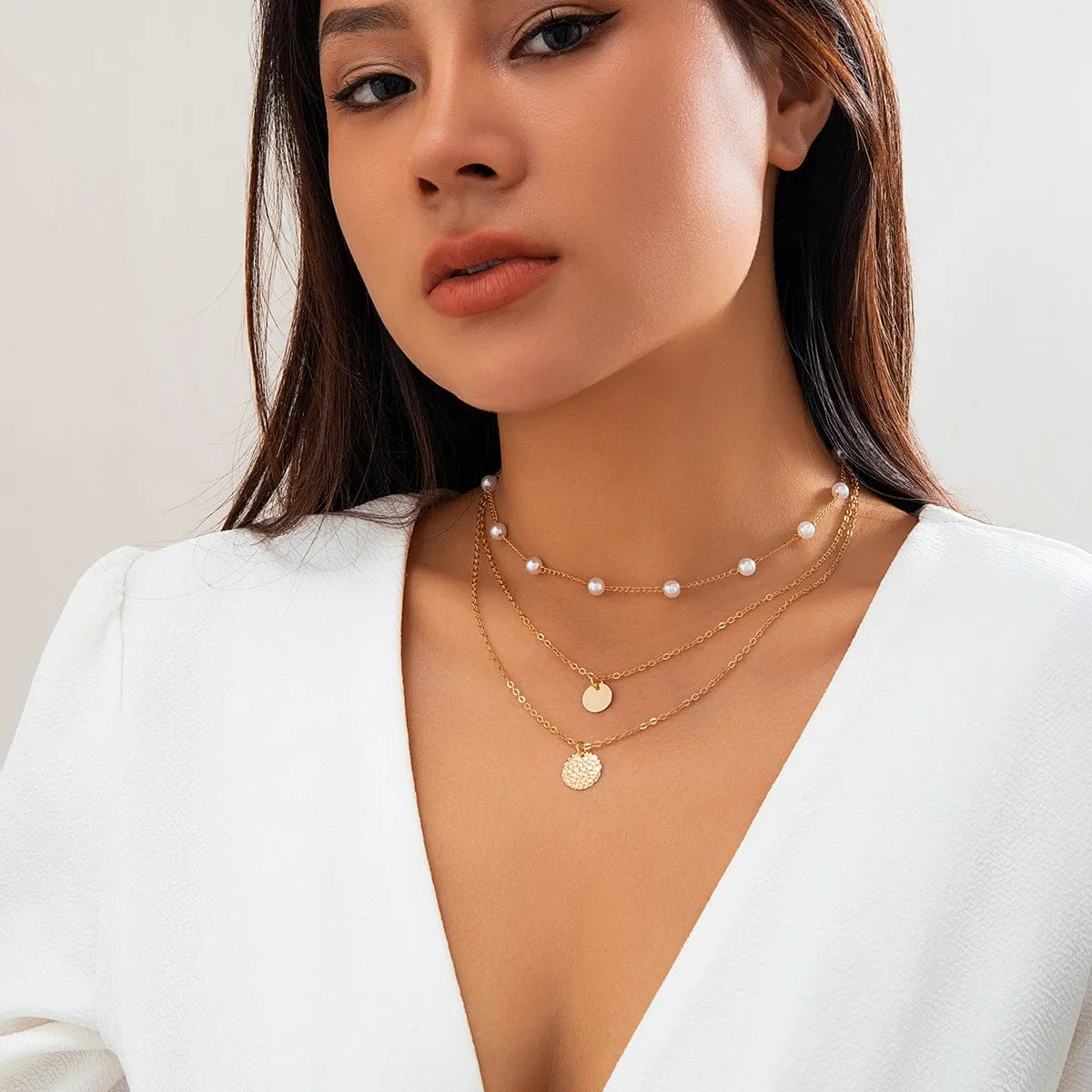 Chic Layered Round Disk Pendant Pearl Chain Necklace Set