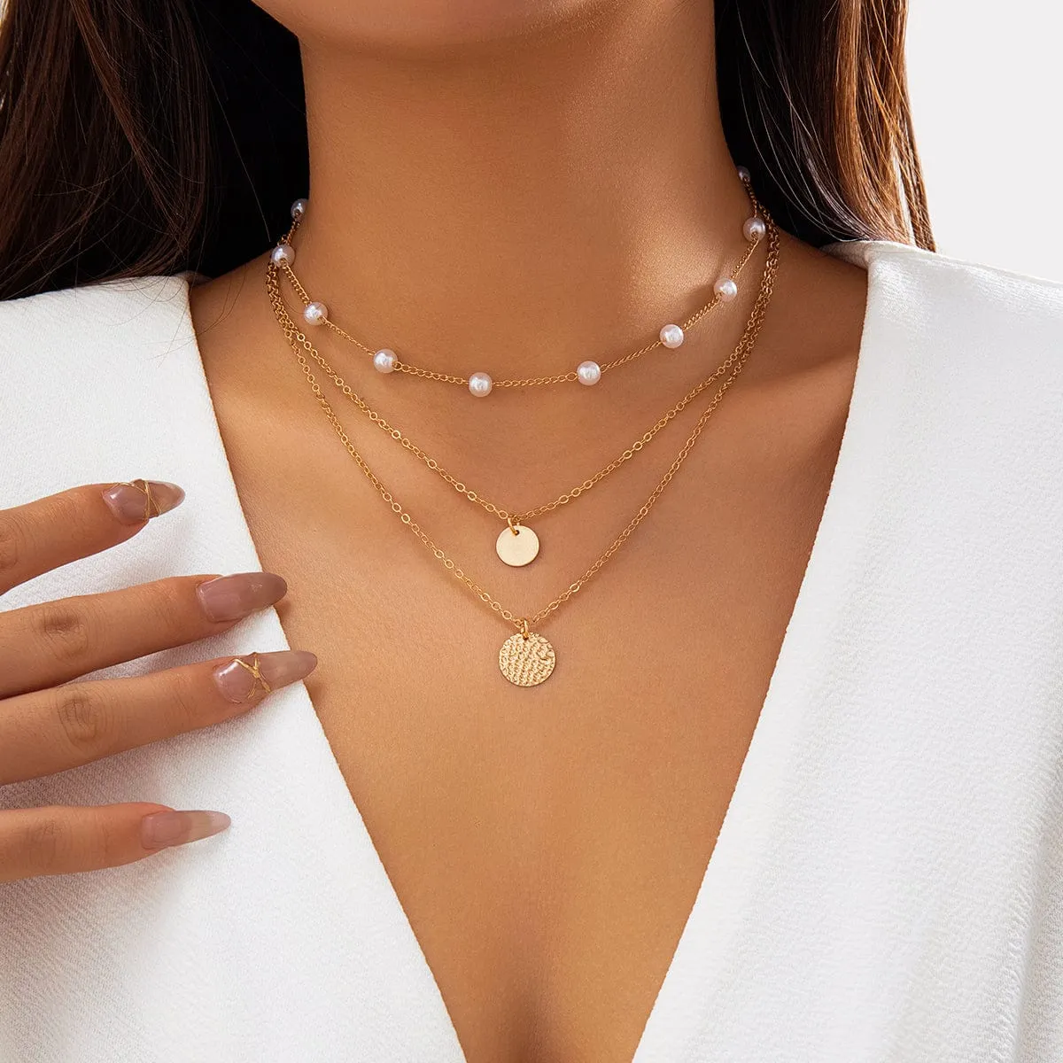 Chic Layered Round Disk Pendant Pearl Chain Necklace Set