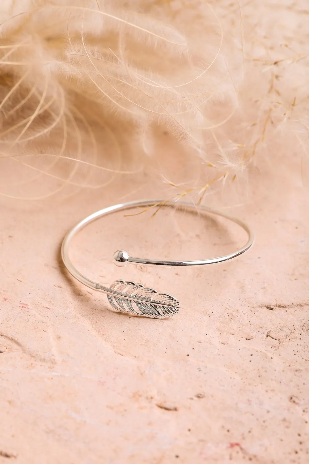 Chic Silver Feather Cuff