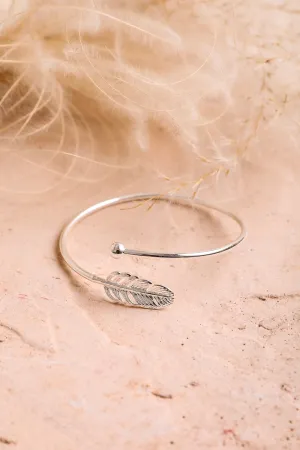 Chic Silver Feather Cuff
