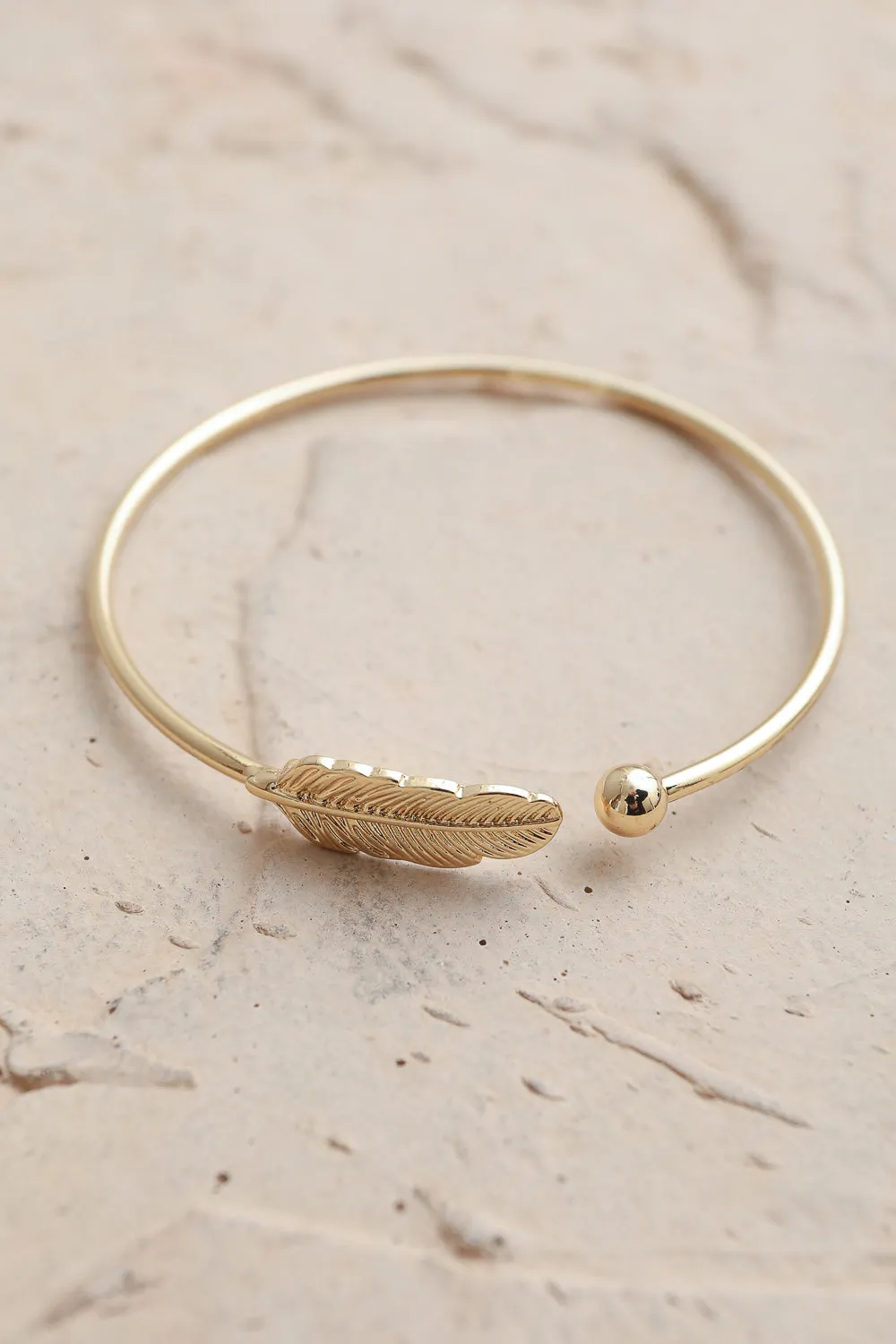 Chic Silver Feather Cuff