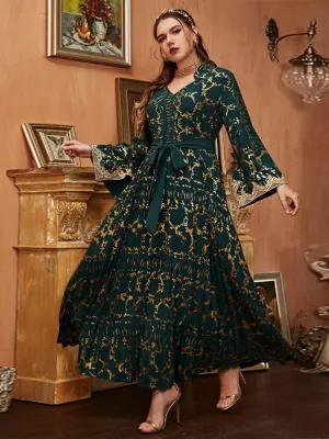 Elegant Plus Size Gold Print V-neck Lace Evening Dress