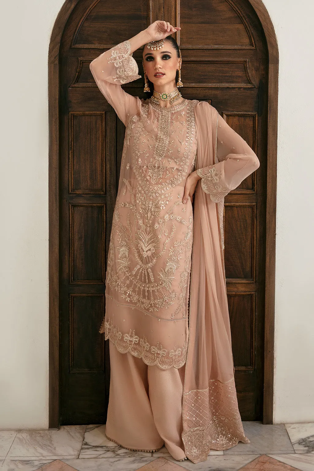 Elegant Rose Pink Embroidered Pakistani Party Wear Kameez Trousers