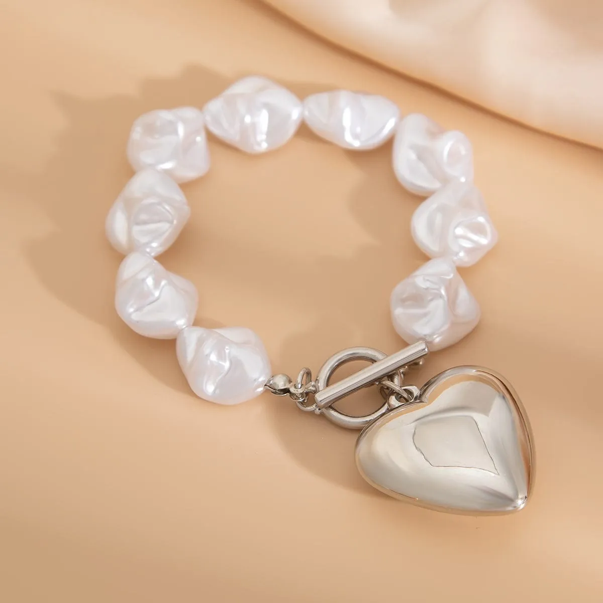 Elegant Toggle Clasp Heart Pendant Irregular Pearl Chain Necklace Bracelet