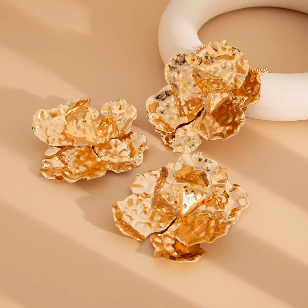 Exaggerated Abstract Metallic Flower Charm Necklace Earrings Set