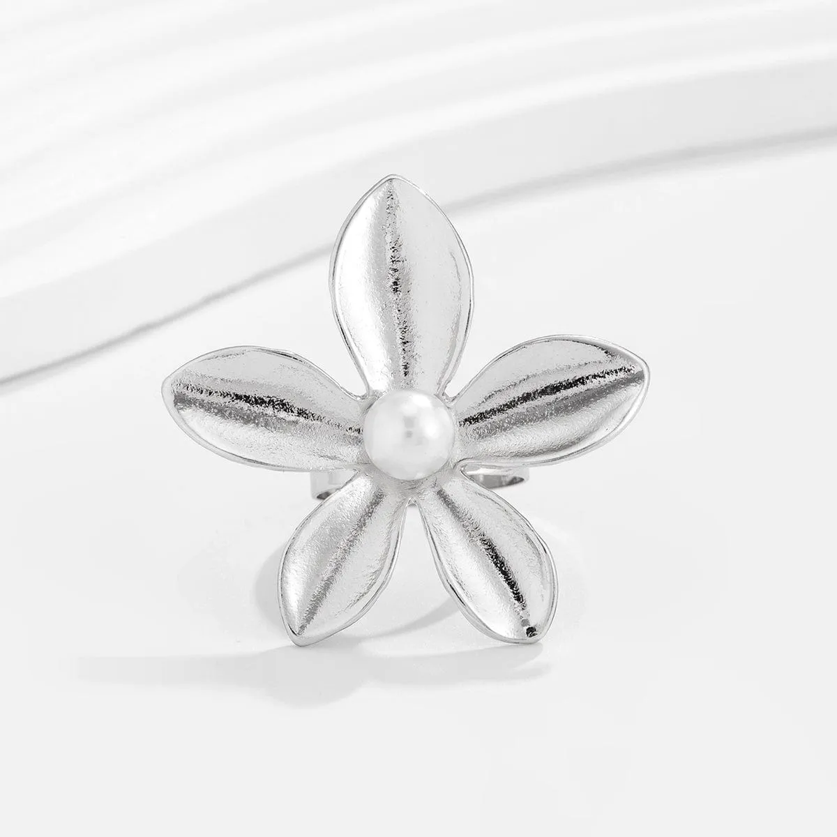 French Chunky Gold Silver Plated Pearl Flower Ring