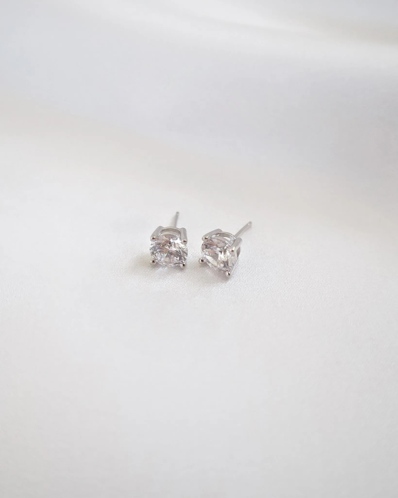 Kira Earring