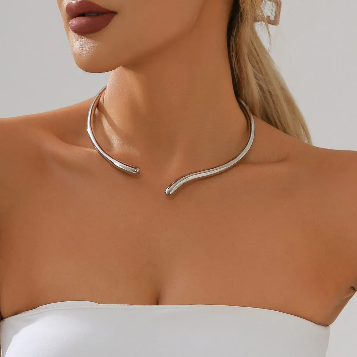 Minimalist Gold Silver Plated Curved Collar Necklace