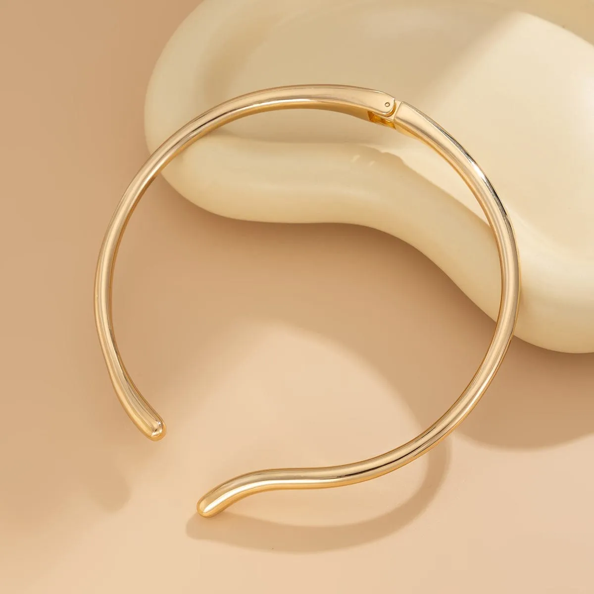 Minimalist Gold Silver Plated Curved Collar Necklace