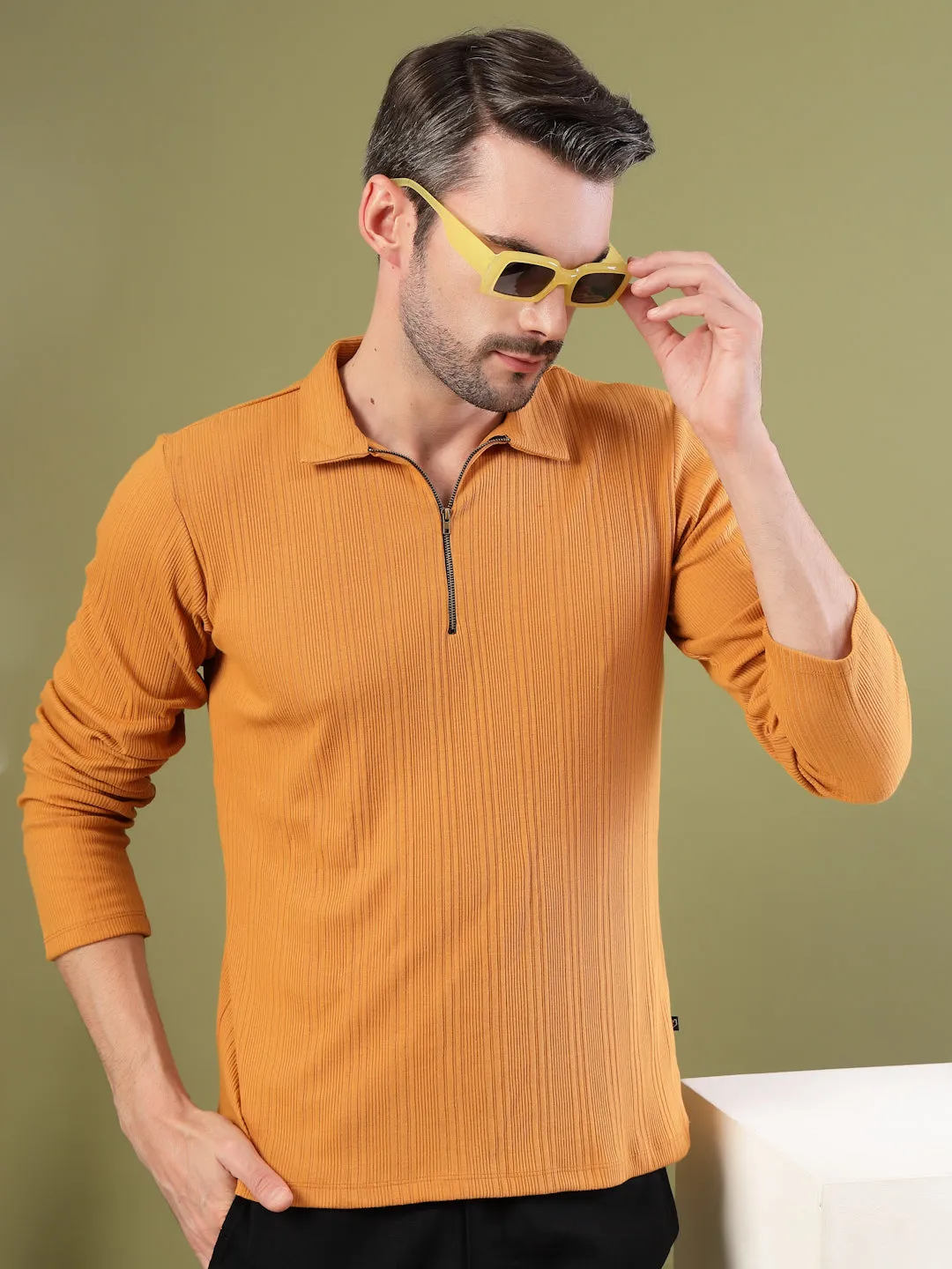 Modern Fit Polo Zipper T-Shirt