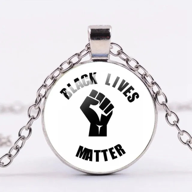 SIAN I CAN'T BREATHE George Floyd Pendant Necklace American Protest Black Lives Matter Long Chain Necklace Glass Dome Men Women