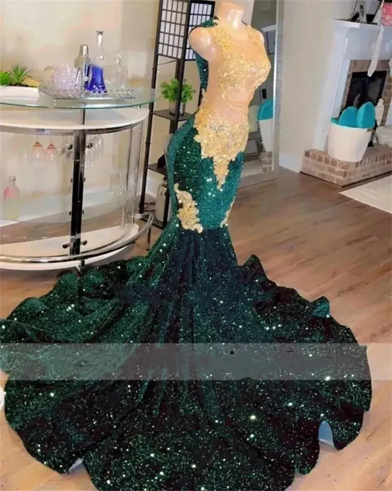 Sparkly Dark Green Mermaid Prom Dresses  For Black Girls Golden Lace Appliques Beads Tassels Velvet Sequins Party Gown BC18147