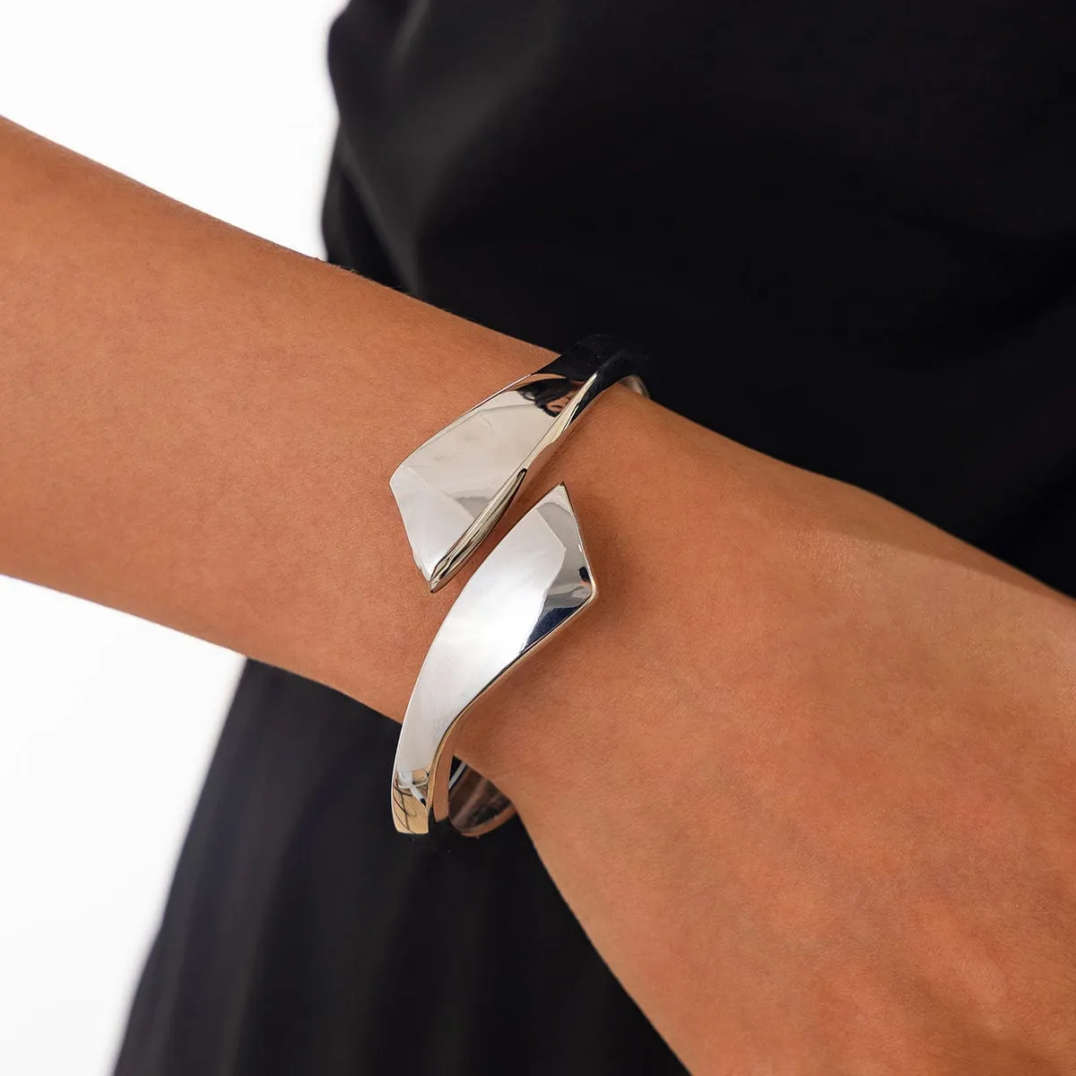 Trendy Gold Silver Plated Glossy Open Bangle Bracelet