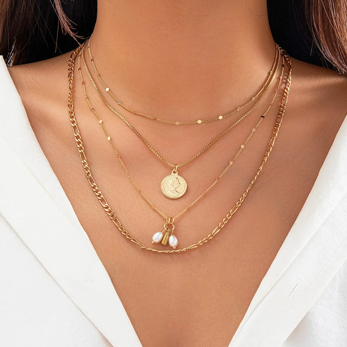 Trendy Layered Pattern Round Disk Pearl Pendant Curb Chain Necklace Set