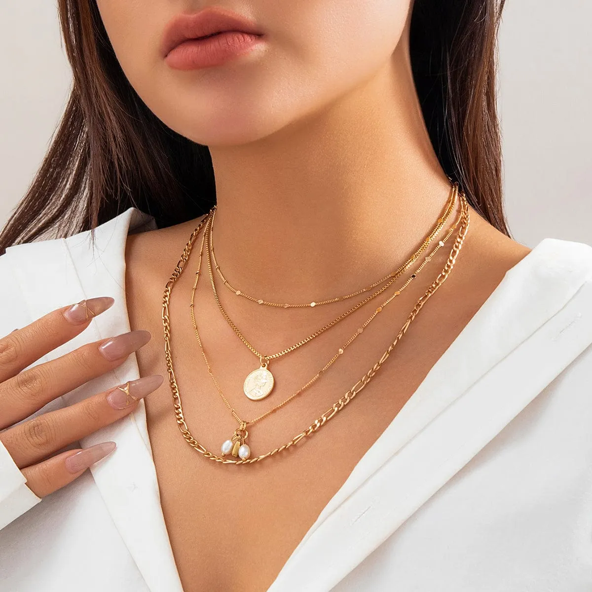 Trendy Layered Pattern Round Disk Pearl Pendant Curb Chain Necklace Set