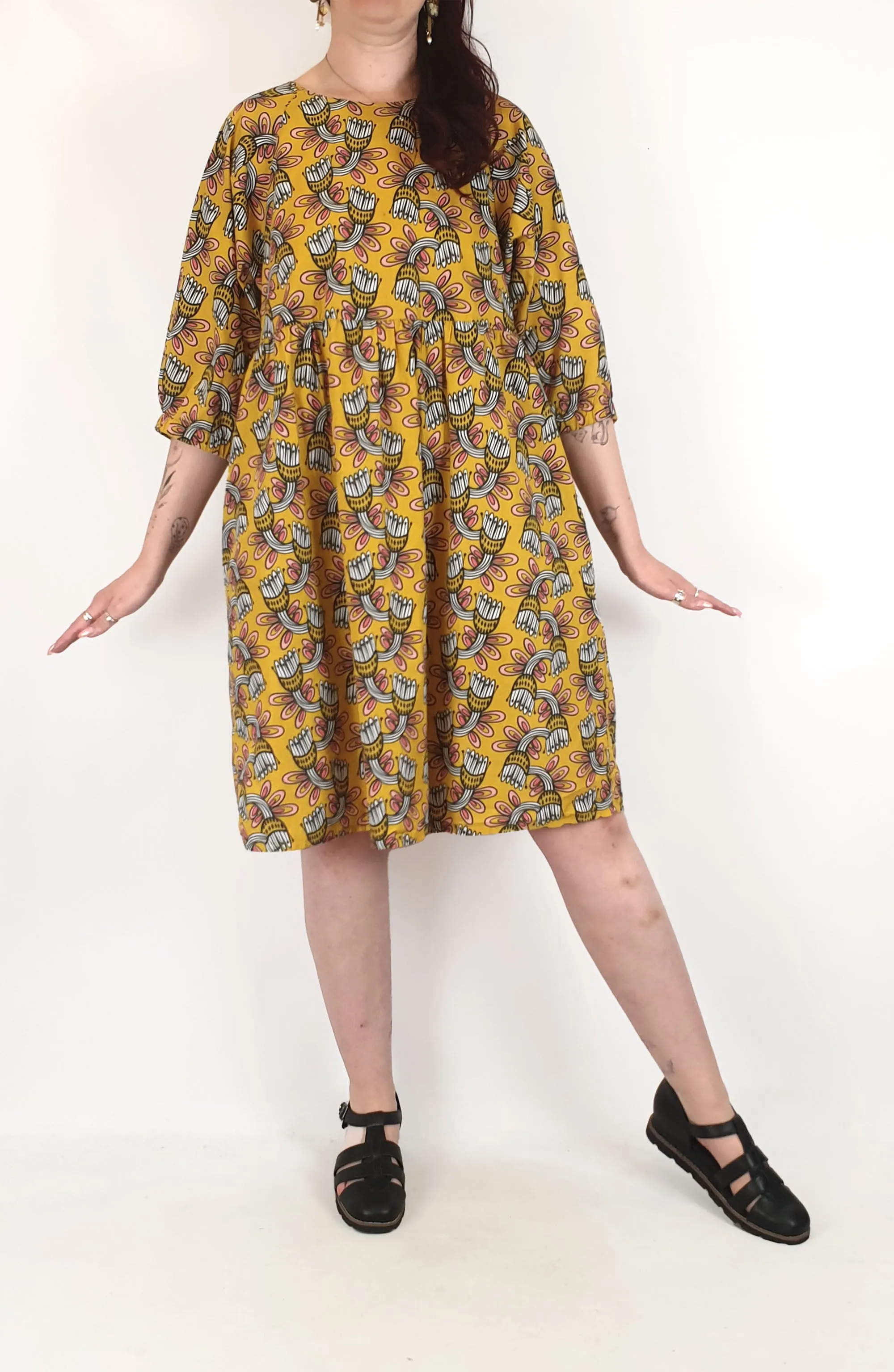 Yevu mustard print dress size M