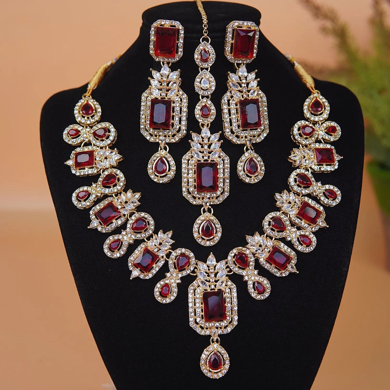 Zirconia Stunning Gemstone Necklace Set